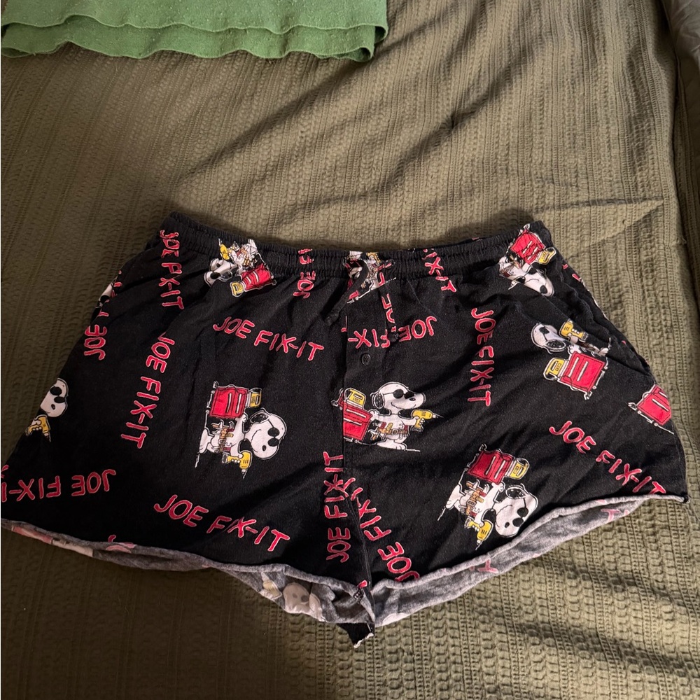 Women’s Large Peanuts Snoopy Joe Fix-It Pajama Shorts